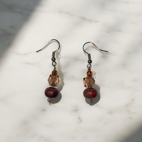 🐌 UO Amber Beaded Short Dangle Earrings - Picture 1 of 4